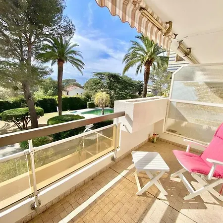 La Paisible 4 Pax Piscine & Mer Apartment Saint-Raphael (Var)