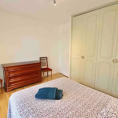 La Paisible 4 Pax Piscine & Mer Apartment *
